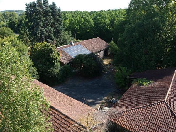 82130, Lafrançaise - Maison de 242 m² , 7 p., 4 ch. ,  sur terrain de près de 1Ha