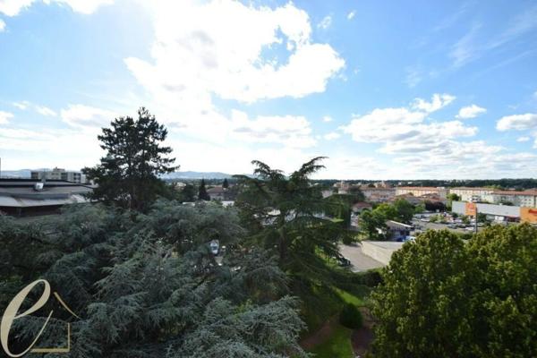 TASSIN Avenue Eisenhower – Appartement T3 de 64 m² avec 2 balcons et une jolie vue dégagée