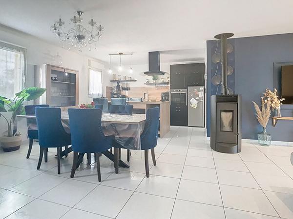 À vendre Charmante maison familiale de 128 m² à Vernantes