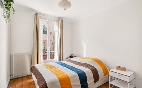 Appartement à vendre    2 pièces • 38,48 m2 Paris 18