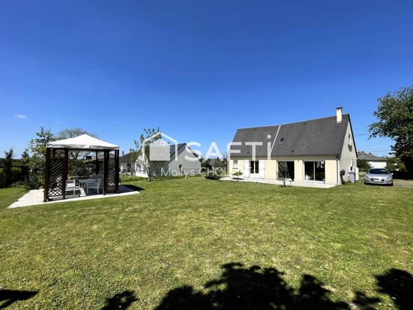 Pavillon récent avec dépendances et prestations haut de gamme