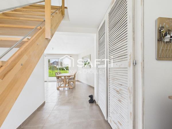 Pavillon récent avec dépendances et prestations haut de gamme