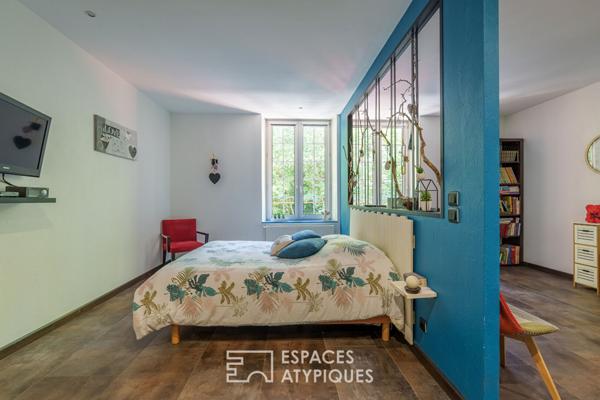 Maison de caractère au coeur de la nature et sa terrasse suspendue