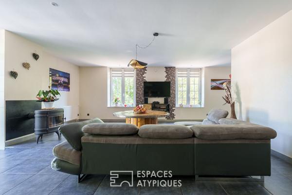 Maison de caractère au coeur de la nature et sa terrasse suspendue