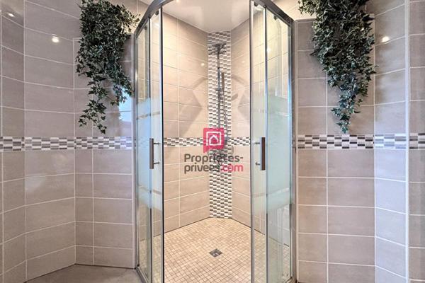 Villa  7 pièces 180 m2 avec piscine et dépendance de 80m² à saint Georges sur Allier