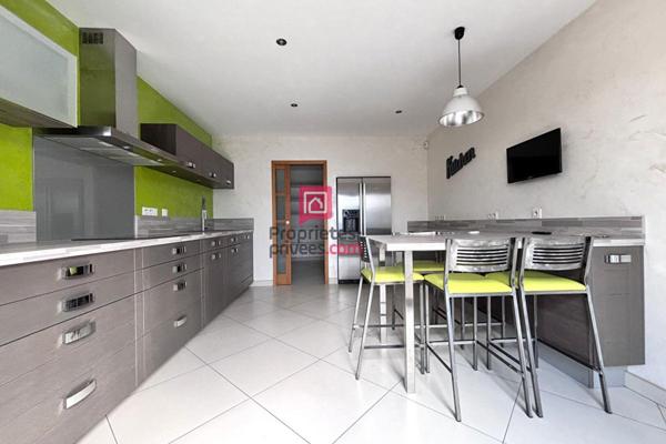 Villa  7 pièces 180 m2 avec piscine et dépendance de 80m² à saint Georges sur Allier