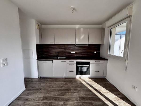 Meaux (77100) Appartement type F3 avec parking couvert et vue sur la Marne