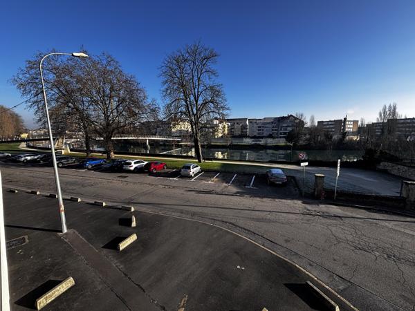 Meaux (77100) Appartement type F3 avec parking couvert et vue sur la Marne