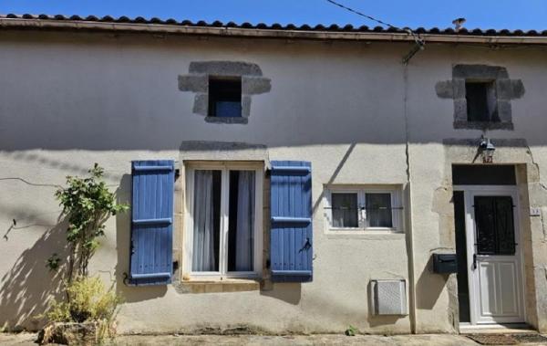 Vente Maison Nanteuil-en-vallee   