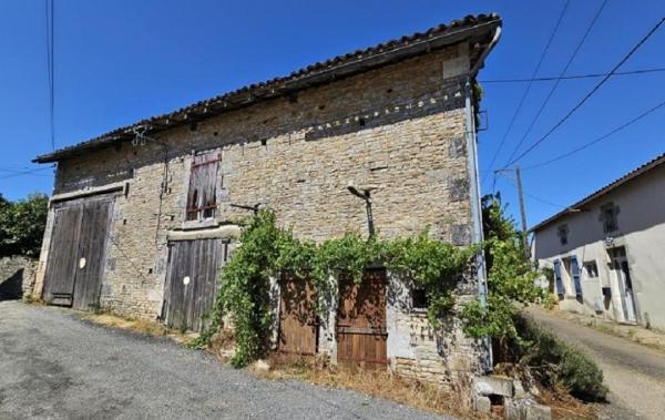 Vente Maison Nanteuil-en-vallee   