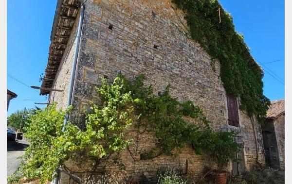 Vente Maison Nanteuil-en-vallee   