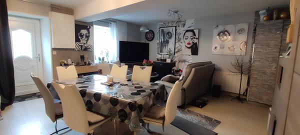 À VENDRE Maison de ville 100 m² LAVAL