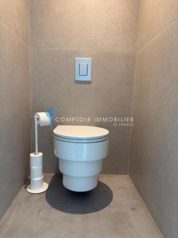 Duplex 6 pièce(s) 4 chambre(s) 275 m²