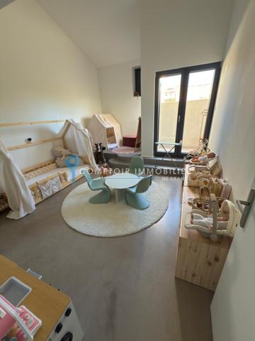 Duplex 6 pièce(s) 4 chambre(s) 275 m²