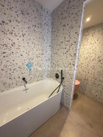 Duplex 6 pièce(s) 4 chambre(s) 275 m²