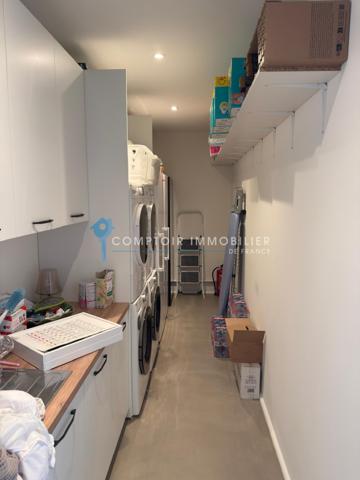 Duplex 6 pièce(s) 4 chambre(s) 275 m²
