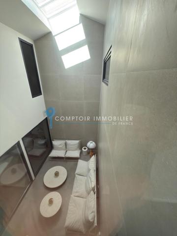 Duplex 6 pièce(s) 4 chambre(s) 275 m²