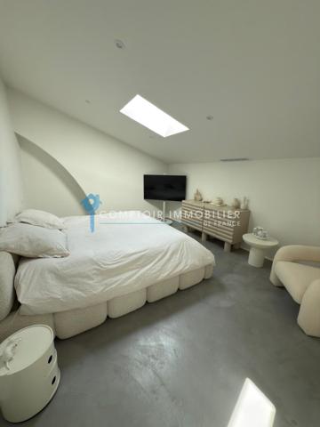 Duplex 6 pièce(s) 4 chambre(s) 275 m²
