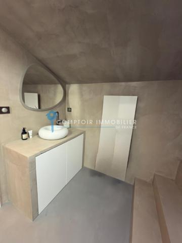 Duplex 6 pièce(s) 4 chambre(s) 275 m²