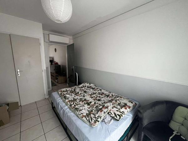 A louer - Appartement T2 avec terrasse et place de parking - Proche Scania et Hippodrome - Angers