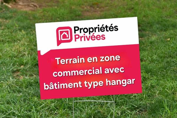 Opportunité unique à Blaye - Terrain en zone commercial avec bâtiment type hangar de 600 m²