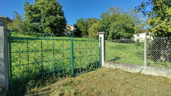 Vente Terrain 1000 m2 à Laroque-d'Olmes