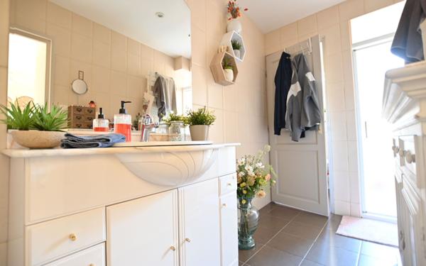 Immeuble à vendre    4 pièces • 252 m2 Crécy-en-Ponthieu