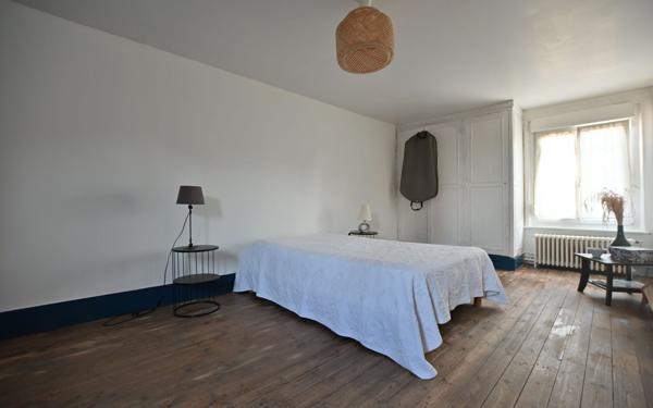 Immeuble à vendre    4 pièces • 252 m2 Crécy-en-Ponthieu