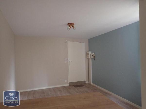 Appartement à louer 1 pièce 22.28m²