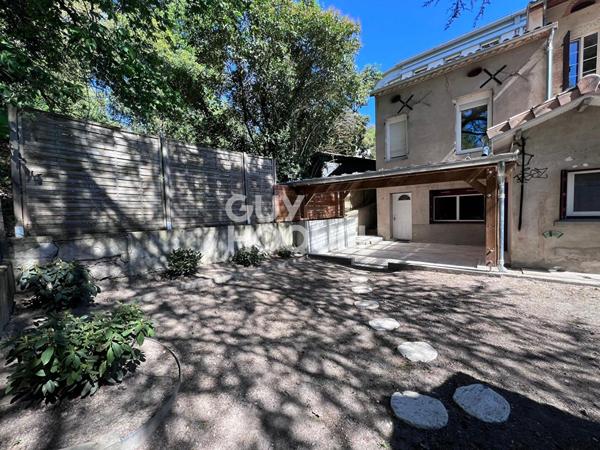 APPARTEMENT COCON MEUBLE REZ DE JARIDN