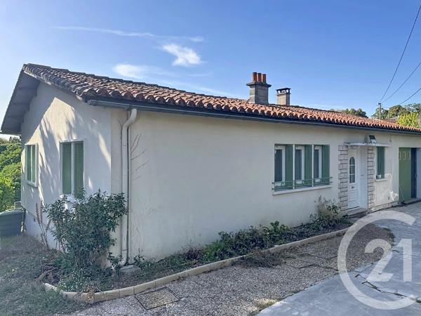 Maison à vendre  5 pièces - 89,90 m 2   SOYAUX  - 16