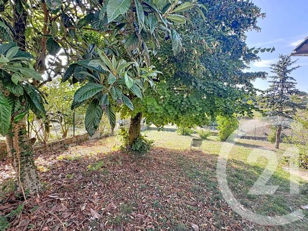 Maison à vendre  5 pièces - 89,90 m 2   SOYAUX  - 16