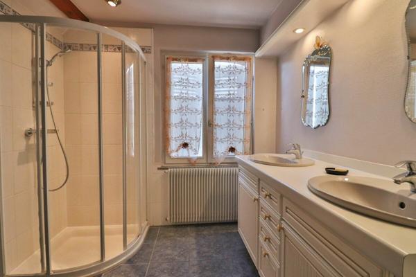 Maison à vendre    7 pièces • 134 m2 Colmar