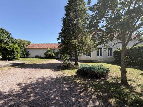 Maison à vendre 169 900 € La Celle 8 p 270 m² DPE D