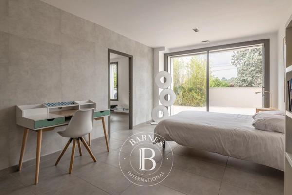 Saint-Cyr-au-Mont-d'Or, Maison 4 Chambres -  293 m² à vendre