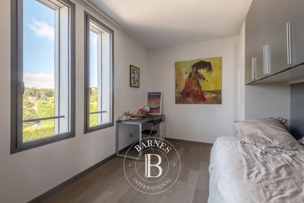 Saint-Cyr-au-Mont-d'Or, Maison 4 Chambres -  293 m² à vendre
