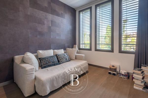 Saint-Cyr-au-Mont-d'Or, Maison 4 Chambres -  293 m² à vendre