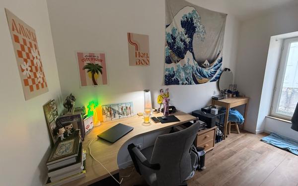 Immeuble à vendre    6 pièces •  Cozes