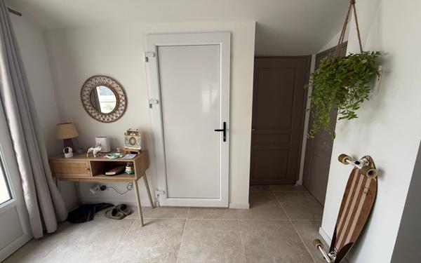 Immeuble à vendre    6 pièces •  Cozes