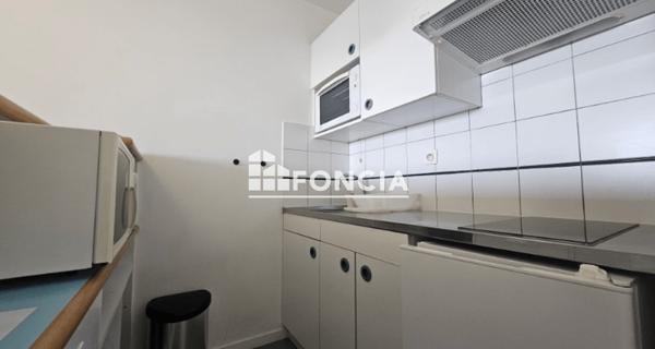 Location Studio meublé 29.6 m² - La Rochelle 17000