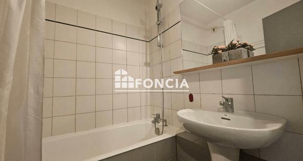 Location Studio meublé 29.6 m² - La Rochelle 17000
