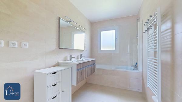 Maison T5 2017 242m² Dpe A & A Pac Garage Sous-Sol Terrasse Jardin