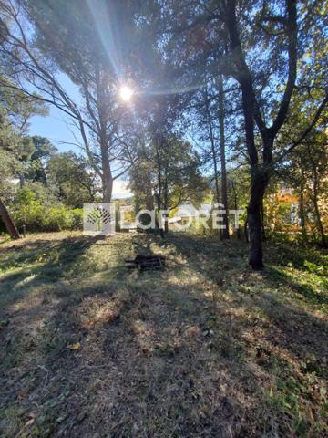 Achat terrain Cuers - 709 m² - 196 000 €