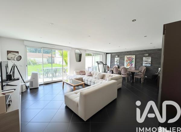 Maison à vendre 6 pièces 149 m² Saint-Brice-sous-Forêt