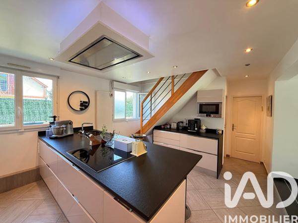Maison à vendre 6 pièces 149 m² Saint-Brice-sous-Forêt