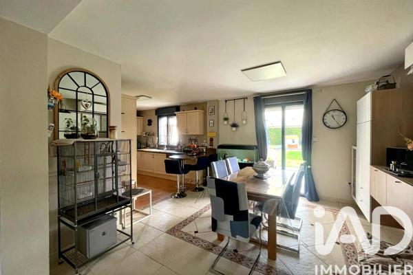 Maison à vendre 7 pièces 154 m² Sainte-Gemme-Moronval