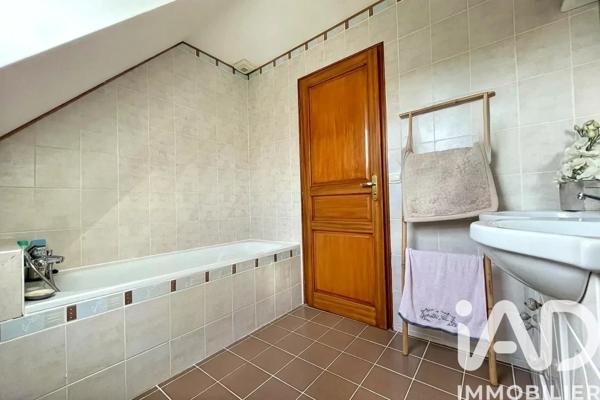 Maison à vendre 7 pièces 154 m² Sainte-Gemme-Moronval