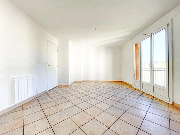 Appartement 5 pièces - 84 m² Exclusivité efficity