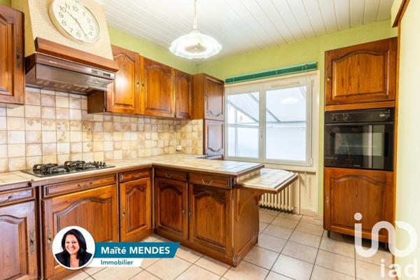 Maison traditionnelle 5 pièces de 107 m² à Saint-Galmier (42330)