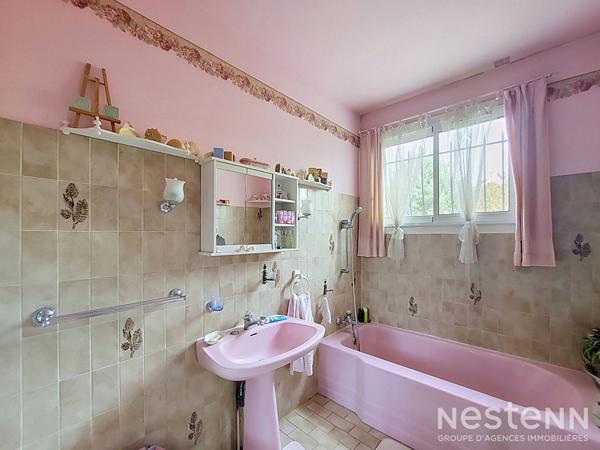 A Vendre Maison de 97 m² avec sous-sol complet et jardin paysagé à Condom
